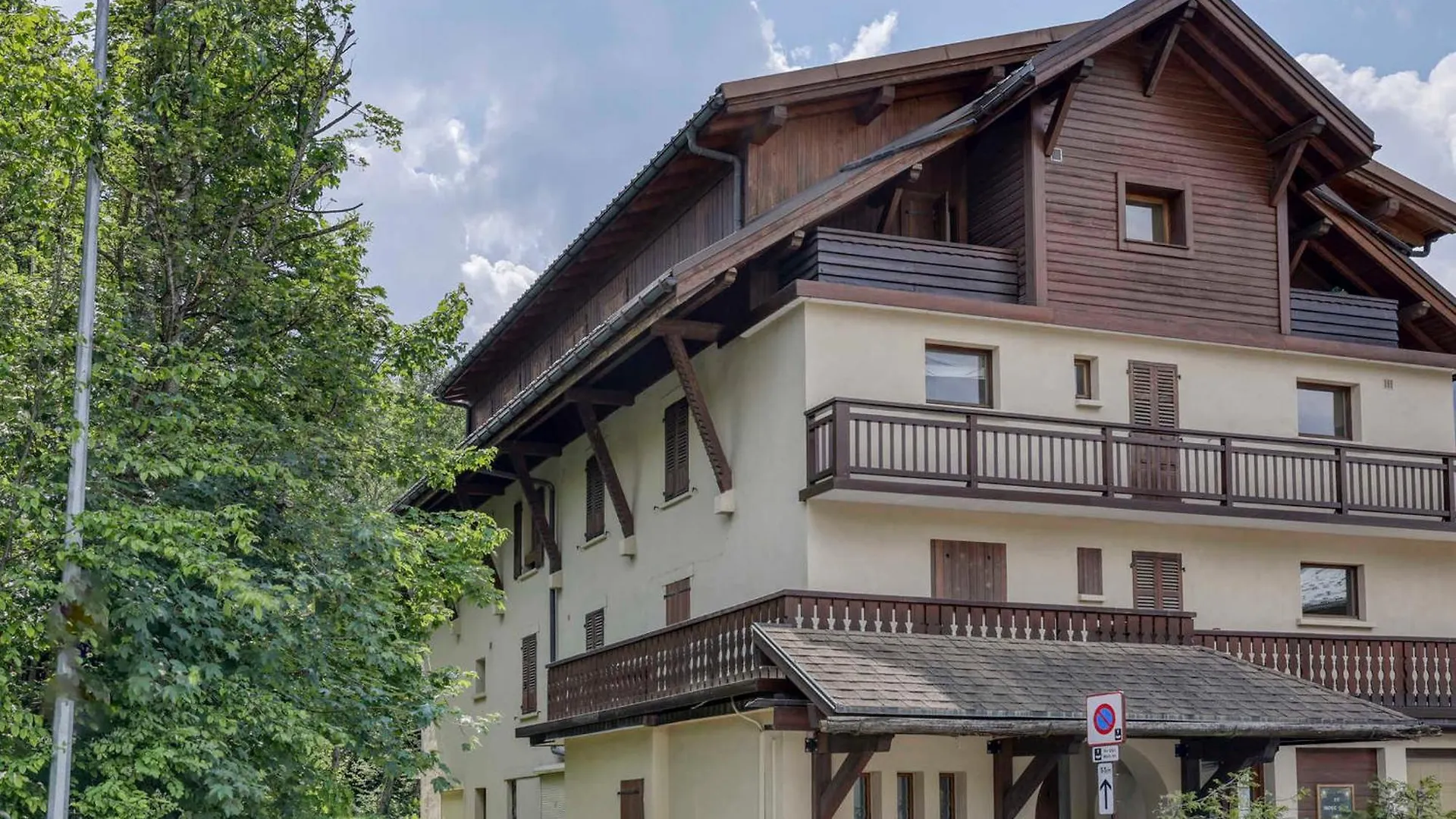 Appartement 3 Chambres A Megeve - Proche Centre, Balcon, Garage, Animaux Acceptes - Fr-1-453-312